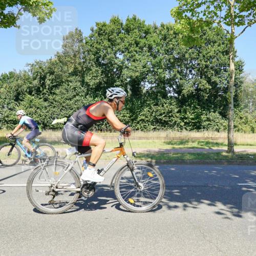 09.08.2026 - GEWOBA Citytriathlon Bremen Michael Burmester http://msf.ph/oto/9962321 09.08.2026 14:22:35 Radfahren 104, 275, 381, 389, 394, 397, 411, 413 meine-sportfotos.de