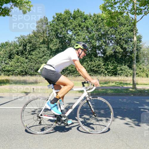 09.08.2026 - GEWOBA Citytriathlon Bremen Michael Burmester http://msf.ph/oto/9962324 09.08.2026 14:22:38 Radfahren 104, 275, 298, 381, 389, 394, 397, 411, 413, 452 meine-sportfotos.de