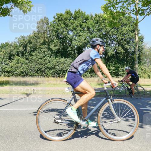 09.08.2026 - GEWOBA Citytriathlon Bremen Michael Burmester http://msf.ph/oto/9962348 09.08.2026 14:23:18 Radfahren 31, 375, 379, 415, 441, 463 meine-sportfotos.de