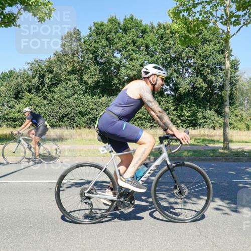 09.08.2026 - GEWOBA Citytriathlon Bremen Michael Burmester http://msf.ph/oto/9962349 09.08.2026 14:23:19 Radfahren 31, 375, 379, 441, 463 meine-sportfotos.de