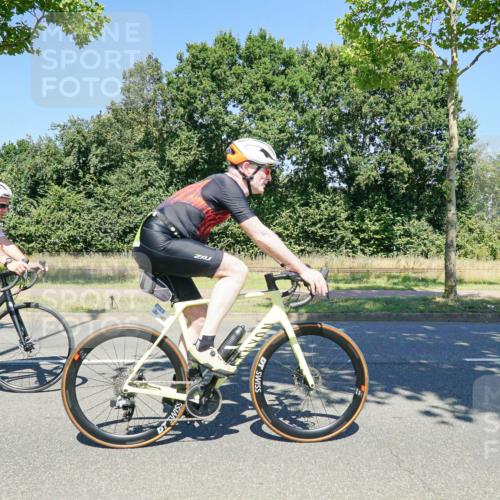 09.08.2026 - GEWOBA Citytriathlon Bremen Michael Burmester http://msf.ph/oto/9962374 09.08.2026 14:23:57 Radfahren 55, 246, 248, 430, 465, 468, 471, 472, 478, 494 meine-sportfotos.de