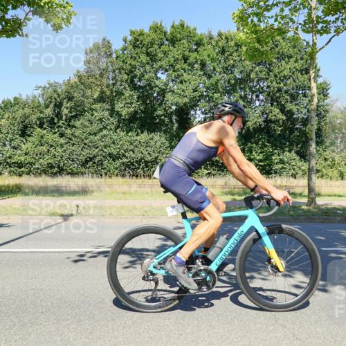 09.08.2026 - GEWOBA Citytriathlon Bremen Michael Burmester http://msf.ph/oto/9962378 09.08.2026 14:24:05 Radfahren 55, 246, 315, 430, 465, 468, 472, 478 meine-sportfotos.de