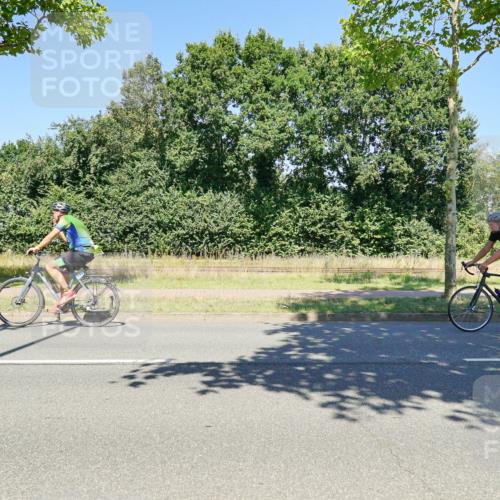 09.08.2026 - GEWOBA Citytriathlon Bremen Michael Burmester http://msf.ph/oto/9962404 09.08.2026 14:25:02 Radfahren 112, 380, 524 meine-sportfotos.de