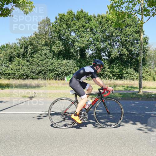09.08.2026 - GEWOBA Citytriathlon Bremen Michael Burmester http://msf.ph/oto/9962413 09.08.2026 14:25:17 Radfahren 181, 187, 359, 491, 492, 518, 524 meine-sportfotos.de