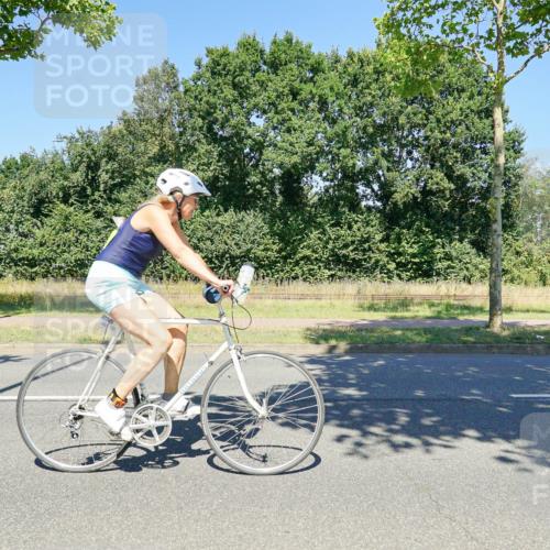 09.08.2026 - GEWOBA Citytriathlon Bremen Michael Burmester http://msf.ph/oto/9962418 09.08.2026 14:25:27 Radfahren 181, 187, 333, 359, 491, 492, 518 meine-sportfotos.de