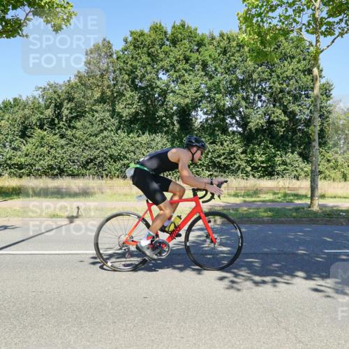 09.08.2026 - GEWOBA Citytriathlon Bremen Michael Burmester http://msf.ph/oto/9962448 09.08.2026 14:26:20 Radfahren 32, 51, 176, 366, 392, 459, 497, 506 meine-sportfotos.de