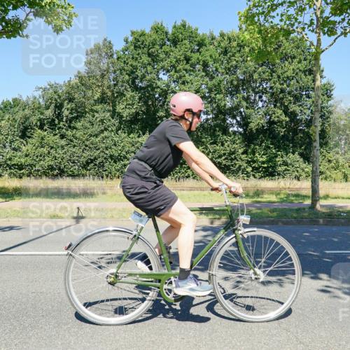 09.08.2026 - GEWOBA Citytriathlon Bremen Michael Burmester http://msf.ph/oto/9962522 09.08.2026 14:29:00 Radfahren 13, 33, 46, 68, 71, 84, 97, 114, 117, 124, 129, 150, 154, 162, 350, 498 meine-sportfotos.de