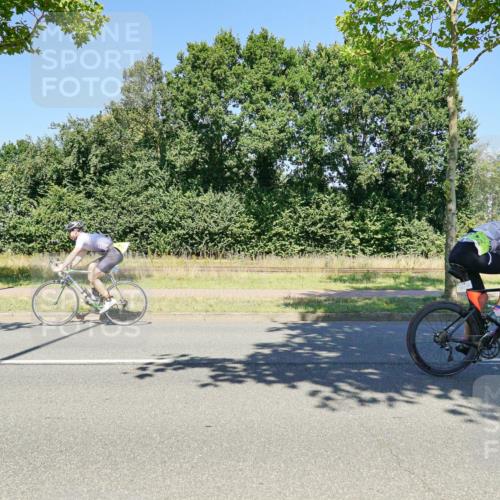 09.08.2026 - GEWOBA Citytriathlon Bremen Michael Burmester http://msf.ph/oto/9962557 09.08.2026 14:30:06 Radfahren 137, 279, 304, 401, 407, 469, 512 meine-sportfotos.de