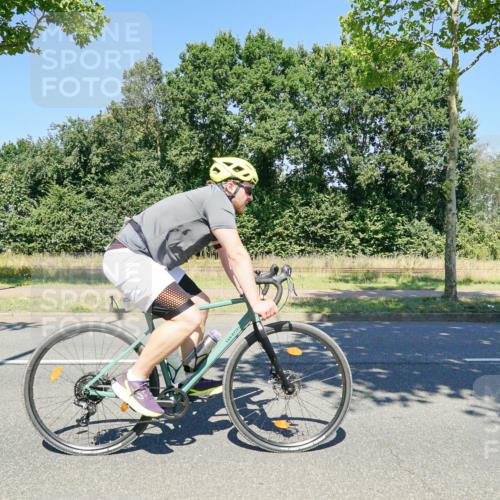 09.08.2026 - GEWOBA Citytriathlon Bremen Michael Burmester http://msf.ph/oto/9962605 09.08.2026 14:31:51 Radfahren 3, 70, 151, 161, 346, 360 meine-sportfotos.de