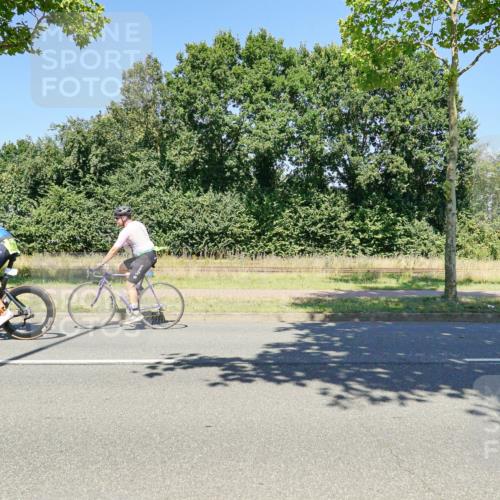 09.08.2026 - GEWOBA Citytriathlon Bremen Michael Burmester http://msf.ph/oto/9962636 09.08.2026 14:32:47 Radfahren 2, 44, 76, 302, 396 meine-sportfotos.de