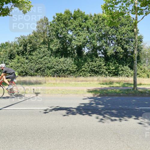09.08.2026 - GEWOBA Citytriathlon Bremen Michael Burmester http://msf.ph/oto/9962638 09.08.2026 14:32:50 Radfahren 2, 9, 76, 302, 349, 396 meine-sportfotos.de