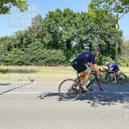 09.08.2026 - GEWOBA Citytriathlon Bremen Michael Burmester http://msf.ph/oto/9962654 09.08.2026 14:33:20 Radfahren 17, 86, 158, 179, 180, 265, 354, 395 meine-sportfotos.de