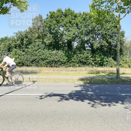09.08.2026 - GEWOBA Citytriathlon Bremen Michael Burmester http://msf.ph/oto/9962705 09.08.2026 14:34:48 Radfahren 182, 217, 378, 457 meine-sportfotos.de