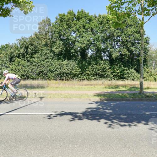 09.08.2026 - GEWOBA Citytriathlon Bremen Michael Burmester http://msf.ph/oto/9962726 09.08.2026 14:35:21 Radfahren 28, 37, 57, 64, 80, 121, 130, 192, 260, 339, 364, 404 meine-sportfotos.de