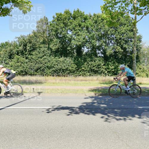09.08.2026 - GEWOBA Citytriathlon Bremen Michael Burmester http://msf.ph/oto/9962738 09.08.2026 14:35:35 Radfahren 14, 47, 57, 121, 130, 147, 205, 286, 325, 339, 363, 364, 370, 403, 462, 466, 527 meine-sportfotos.de