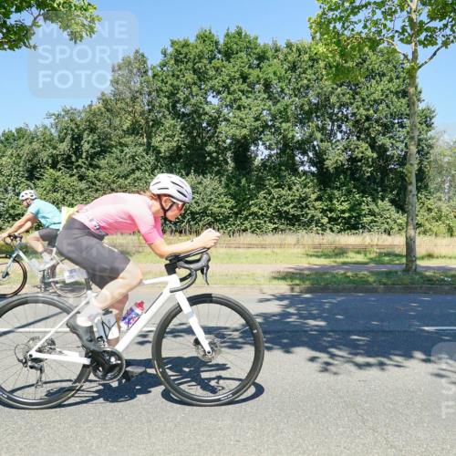 09.08.2026 - GEWOBA Citytriathlon Bremen Michael Burmester http://msf.ph/oto/9962739 09.08.2026 14:35:36 Radfahren 14, 47, 57, 121, 147, 205, 271, 286, 325, 363, 364, 370, 403, 453, 462, 466, 527 meine-sportfotos.de