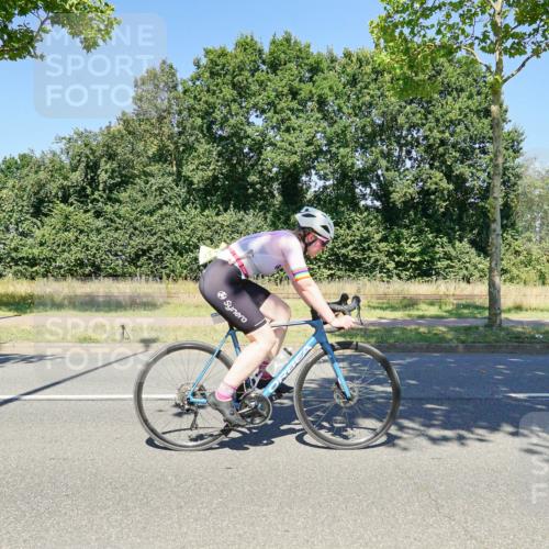 09.08.2026 - GEWOBA Citytriathlon Bremen Michael Burmester http://msf.ph/oto/9962761 09.08.2026 14:36:13 Radfahren 6, 53, 163, 235, 240, 269, 274, 309, 329, 356 meine-sportfotos.de