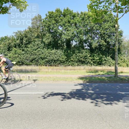 09.08.2026 - GEWOBA Citytriathlon Bremen Michael Burmester http://msf.ph/oto/9962764 09.08.2026 14:36:19 Radfahren 53, 207, 235, 240, 269, 274, 291, 309, 321, 356 meine-sportfotos.de