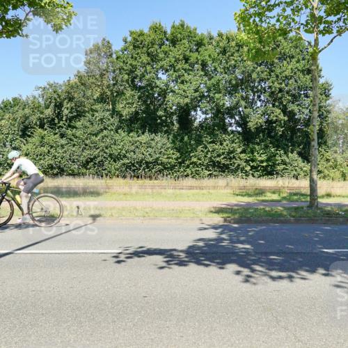 09.08.2026 - GEWOBA Citytriathlon Bremen Michael Burmester http://msf.ph/oto/9962779 09.08.2026 14:36:42 Radfahren 89, 110, 122, 133, 256, 336, 337 meine-sportfotos.de