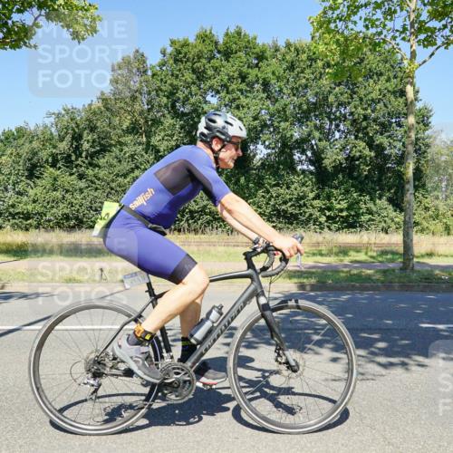 09.08.2026 - GEWOBA Citytriathlon Bremen Michael Burmester http://msf.ph/oto/9962844 09.08.2026 14:38:03 Radfahren 193, 202, 221, 266, 280, 292, 293, 306, 314, 319, 330, 335, 341, 344, 398, 410, 434, 454, 485, 521, 522 meine-sportfotos.de