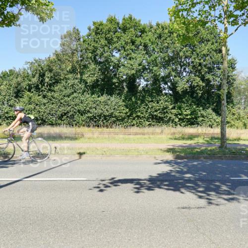 09.08.2026 - GEWOBA Citytriathlon Bremen Michael Burmester http://msf.ph/oto/9963072 09.08.2026 14:45:02 Radfahren  meine-sportfotos.de