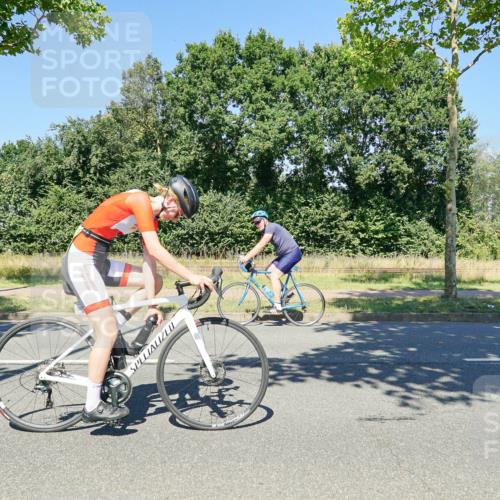 09.08.2026 - GEWOBA Citytriathlon Bremen Michael Burmester http://msf.ph/oto/9963087 09.08.2026 14:45:54 Radfahren 246, 248, 332, 367, 451, 465, 496, 524 meine-sportfotos.de