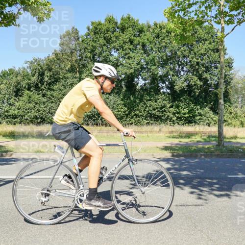 09.08.2026 - GEWOBA Citytriathlon Bremen Michael Burmester http://msf.ph/oto/9963092 09.08.2026 14:46:00 Radfahren 246, 332, 367, 451, 496, 524 meine-sportfotos.de
