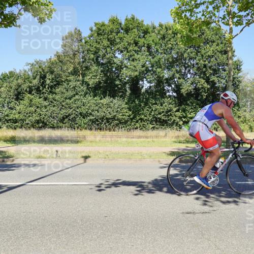 09.08.2026 - GEWOBA Citytriathlon Bremen Michael Burmester http://msf.ph/oto/9963111 09.08.2026 14:46:54 Radfahren 392, 414, 447, 464, 483, 488, 497, 506 meine-sportfotos.de