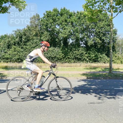 09.08.2026 - GEWOBA Citytriathlon Bremen Michael Burmester http://msf.ph/oto/9963112 09.08.2026 14:46:56 Radfahren 392, 414, 447, 464, 483, 488, 506 meine-sportfotos.de