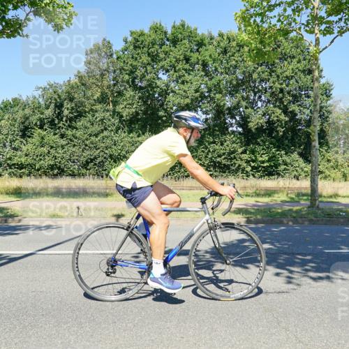 09.08.2026 - GEWOBA Citytriathlon Bremen Michael Burmester http://msf.ph/oto/9963115 09.08.2026 14:47:05 Radfahren 298, 414, 461, 464 meine-sportfotos.de