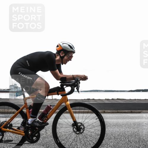 16.08.2026 - KN Förde Triathlon 2026 H.Heesch http://msf.ph/oto/9963157 16.08.2026 09:19:54 Radfahren 119, 121 meine-sportfotos.de