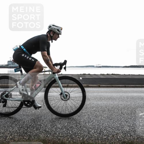 16.08.2026 - KN Förde Triathlon 2026 H.Heesch http://msf.ph/oto/9963196 16.08.2026 09:24:07 Radfahren 105, 108, 120, 154 meine-sportfotos.de