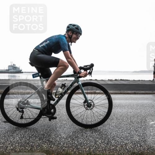 16.08.2026 - KN Förde Triathlon 2026 H.Heesch http://msf.ph/oto/9963334 16.08.2026 09:30:22 Radfahren 142, 146, 235 meine-sportfotos.de
