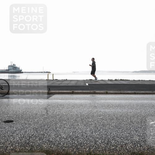 16.08.2026 - KN Förde Triathlon 2026 H.Heesch http://msf.ph/oto/9963335 16.08.2026 09:30:24 Radfahren 110, 113, 142, 146 meine-sportfotos.de