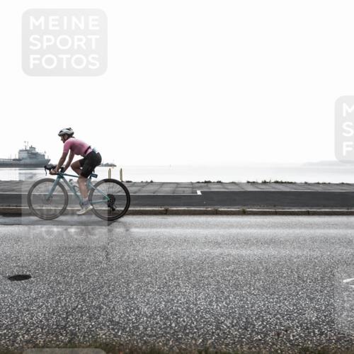 16.08.2026 - KN Förde Triathlon 2026 H.Heesch http://msf.ph/oto/9963405 16.08.2026 09:33:27 Radfahren 129, 149, 215, 247 meine-sportfotos.de
