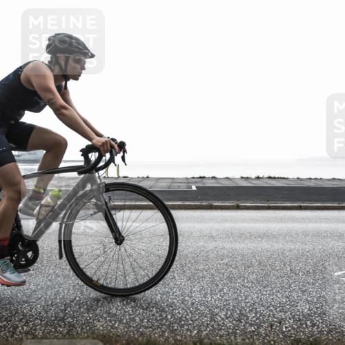 16.08.2026 - KN Förde Triathlon 2026 H.Heesch http://msf.ph/oto/9963424 16.08.2026 09:34:21 Radfahren 105, 145, 245, 250, 258, 268 meine-sportfotos.de