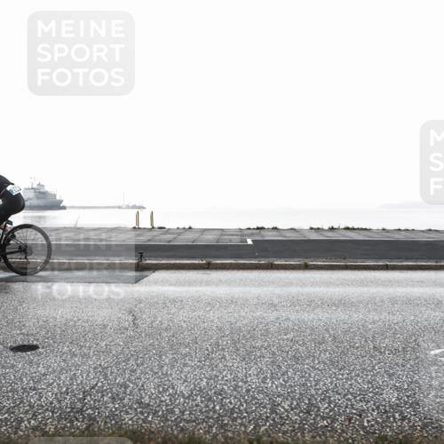 16.08.2026 - KN Förde Triathlon 2026 H.Heesch http://msf.ph/oto/9963443 16.08.2026 09:35:07 Radfahren 147, 262, 805 meine-sportfotos.de