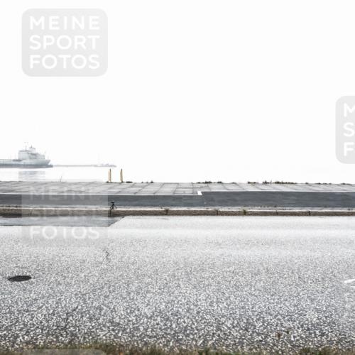 16.08.2026 - KN Förde Triathlon 2026 H.Heesch http://msf.ph/oto/9963514 16.08.2026 09:38:03 Radfahren 142, 152, 172, 184, 230, 266 meine-sportfotos.de
