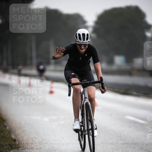 16.08.2026 - KN Förde Triathlon 2026 H.Heesch http://msf.ph/oto/9963574 16.08.2026 09:31:33 Radfahren 217, 226 meine-sportfotos.de