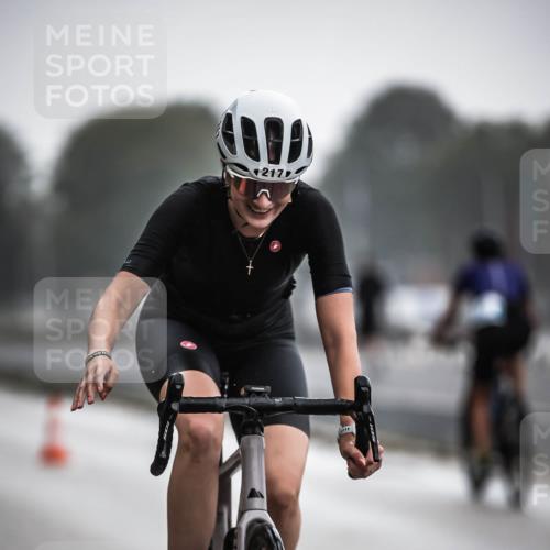 16.08.2026 - KN Förde Triathlon 2026 H.Heesch http://msf.ph/oto/9963589 16.08.2026 09:31:34 Radfahren 217, 226 meine-sportfotos.de