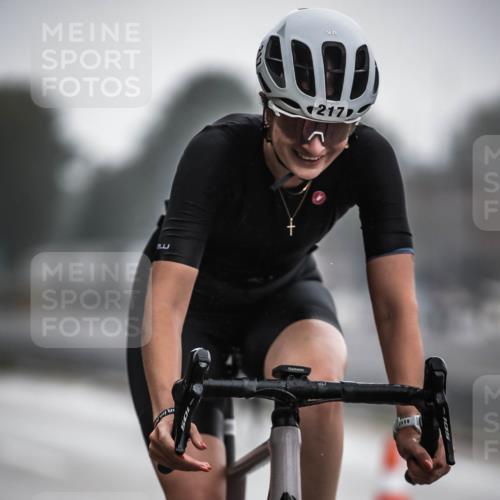 16.08.2026 - KN Förde Triathlon 2026 H.Heesch http://msf.ph/oto/9963595 16.08.2026 09:31:34 Radfahren 217, 226 meine-sportfotos.de
