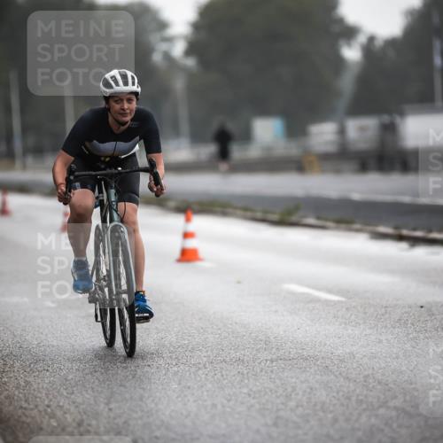16.08.2026 - KN Förde Triathlon 2026 H.Heesch http://msf.ph/oto/9963615 16.08.2026 09:31:53 Radfahren 106, 140, 242, 245 meine-sportfotos.de