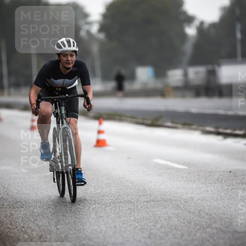 16.08.2026 - KN Förde Triathlon 2026 H.Heesch http://msf.ph/oto/9963616 16.08.2026 09:31:53 Radfahren 106, 140, 242, 245 meine-sportfotos.de