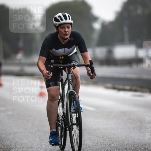 16.08.2026 - KN Förde Triathlon 2026 H.Heesch http://msf.ph/oto/9963627 16.08.2026 09:31:53 Radfahren 106, 140, 242, 245 meine-sportfotos.de