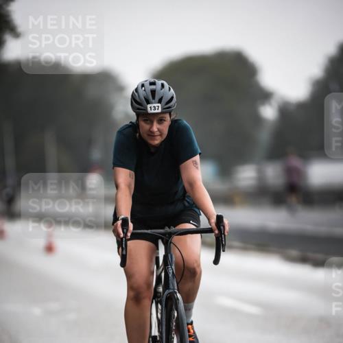 16.08.2026 - KN Förde Triathlon 2026 H.Heesch http://msf.ph/oto/9963686 16.08.2026 09:32:13 Radfahren 120, 137, 154, 213, 805 meine-sportfotos.de