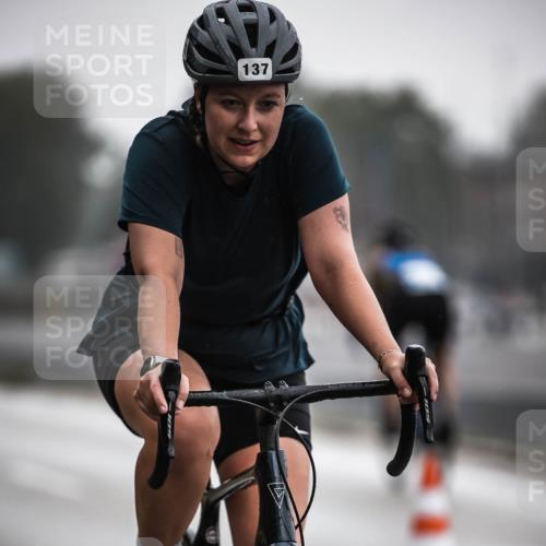 16.08.2026 - KN Förde Triathlon 2026 H.Heesch http://msf.ph/oto/9963698 16.08.2026 09:32:14 Radfahren 125, 137, 154, 213, 805 meine-sportfotos.de