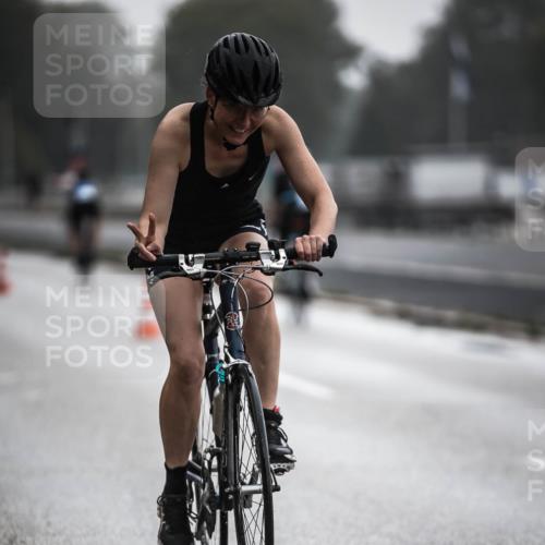 16.08.2026 - KN Förde Triathlon 2026 H.Heesch http://msf.ph/oto/9963708 16.08.2026 09:32:18 Radfahren 125, 133, 213, 262 meine-sportfotos.de