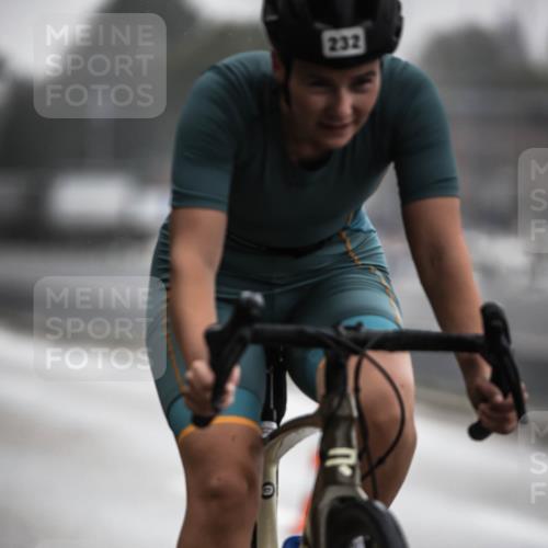 16.08.2026 - KN Förde Triathlon 2026 H.Heesch http://msf.ph/oto/9963748 16.08.2026 09:32:24 Radfahren 133, 232, 262 meine-sportfotos.de