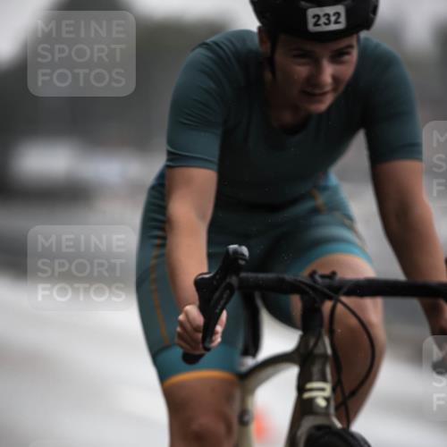 16.08.2026 - KN Förde Triathlon 2026 H.Heesch http://msf.ph/oto/9963749 16.08.2026 09:32:24 Radfahren 133, 232, 262 meine-sportfotos.de