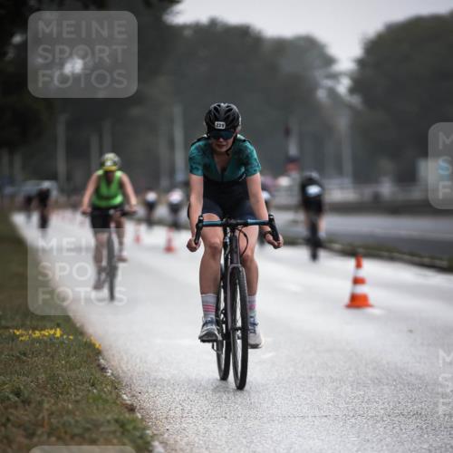 16.08.2026 - KN Förde Triathlon 2026 H.Heesch http://msf.ph/oto/9963779 16.08.2026 09:32:46 Radfahren 158, 162, 229, 238, 240, 251 meine-sportfotos.de